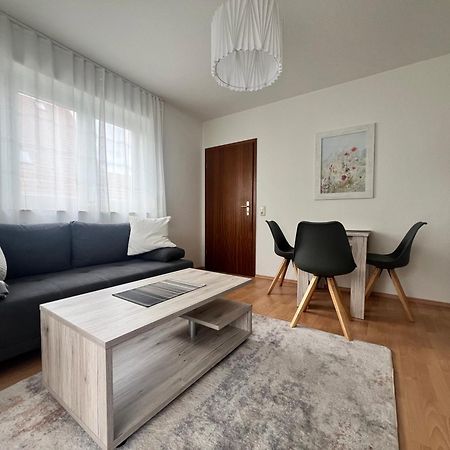 Kleine Moderne Ferienwohnung Tauscha Exterior foto